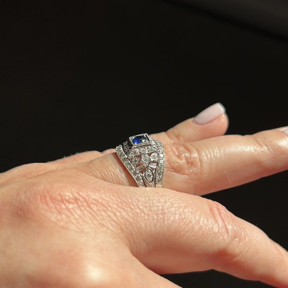 Diamond Ring - Picture 3 of 10